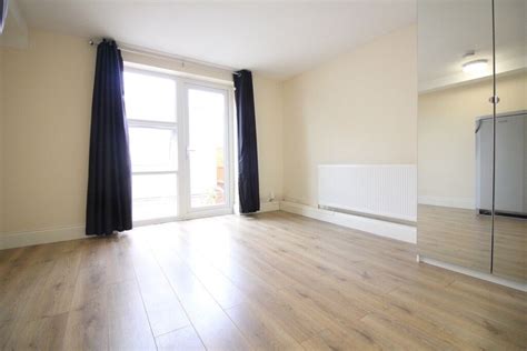 Whole house has been completely refurbished To a high standard. . Ensuite room to rent heathrow